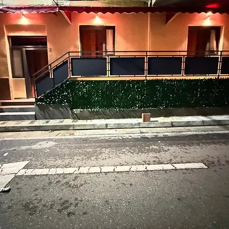Selen Guest house *